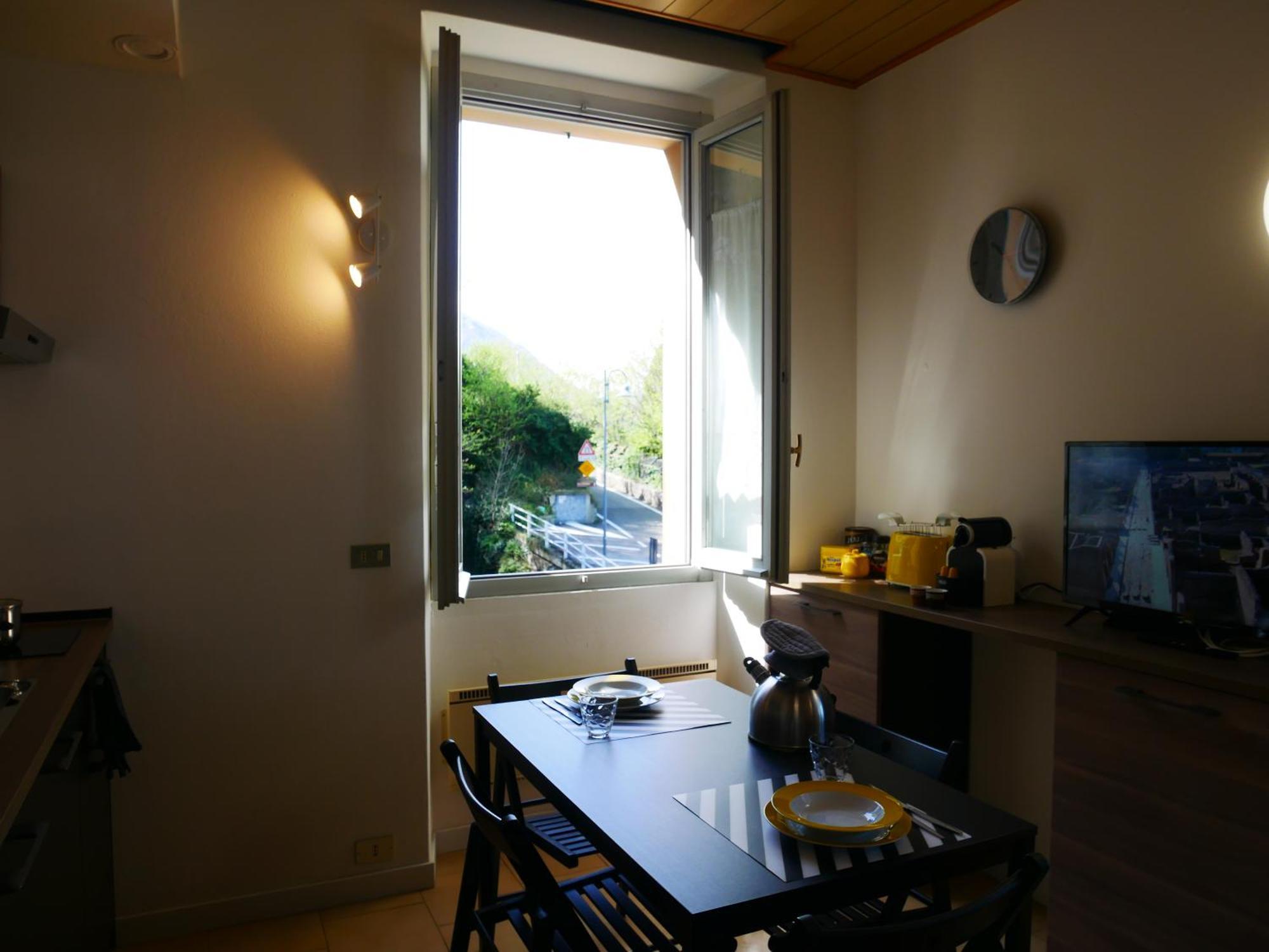 La Riva Appartamento Perledo Extérieur photo
